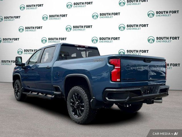 2025 Chevrolet Silverado 3500HD LT 4WD Crew Cab | Z71 & Trail in Cars & Trucks in Strathcona County - Image 4