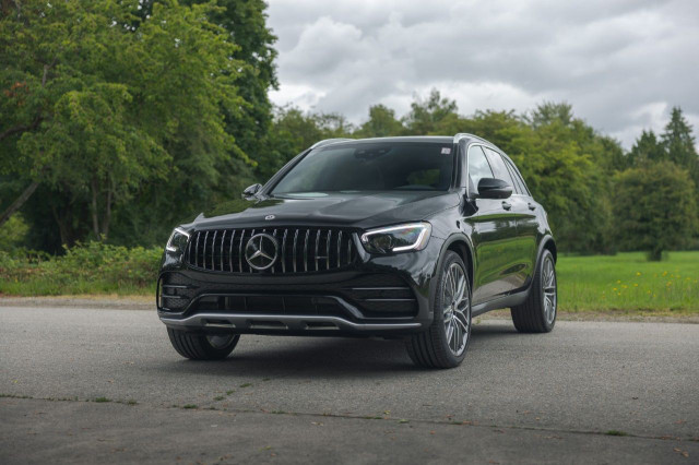 2022 Mercedes-Benz GLC in Cars & Trucks in Delta/Surrey/Langley - Image 4