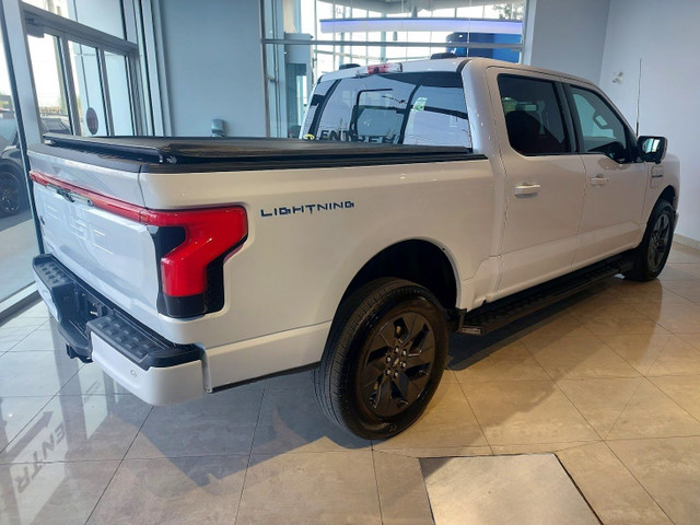 2022 Ford F-150 Lightning LARIAT CUIR CAMERA 360 in Cars & Trucks in Longueuil / South Shore - Image 4