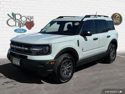 - ONE OWNER - ACCIDENT FREE - HEATED CLOTH SEATS - REMOTE START - NAVIGATION - LANE KEEPING SYSTEM -...
