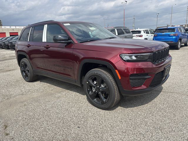 2025 Jeep Grand Cherokee Altitude in Cars & Trucks in Mississauga / Peel Region - Image 3