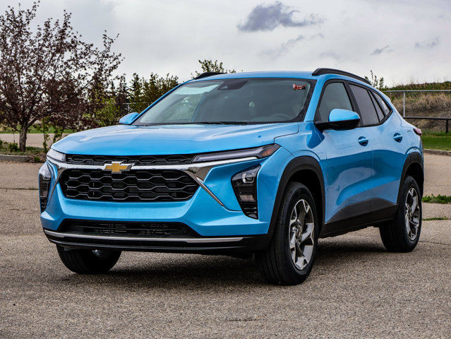 2025 Chevrolet Trax LT in Cars & Trucks in Strathcona County - Image 4