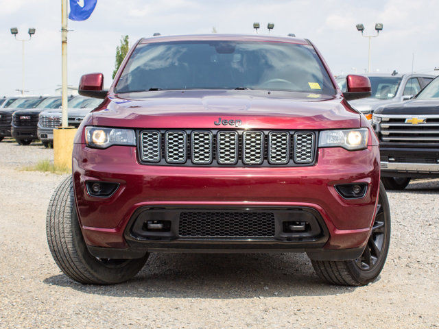 2019 Jeep Grand Cherokee Laredo Altitude w/Power Sunroof in Cars & Trucks in Edmonton - Image 3