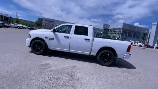 2023 Ram 1500 Classic Express | 4X4 | Backup Camera in Cars & Trucks in Prince George - Image 7