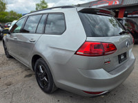 ****2015 VOLKSWAGEN GOLF SPORTWAGEN TDI 177000KM(CERTIFIÉ)****VOITURE EN EXCELLENTE CONDITION AU NIV... (image 4)