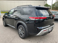 Vehicle Highlights: - Accident free - 7 passenger - Well optioned Just landed is a beautiful Nissan... (image 4)