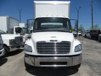 CUMMINS DIESEL ENGINE, ALLISON AUTO TRANSMISSION, POWER WINDOWS & LOCKS, A/C, AM/FM STEREO, TILT STE...