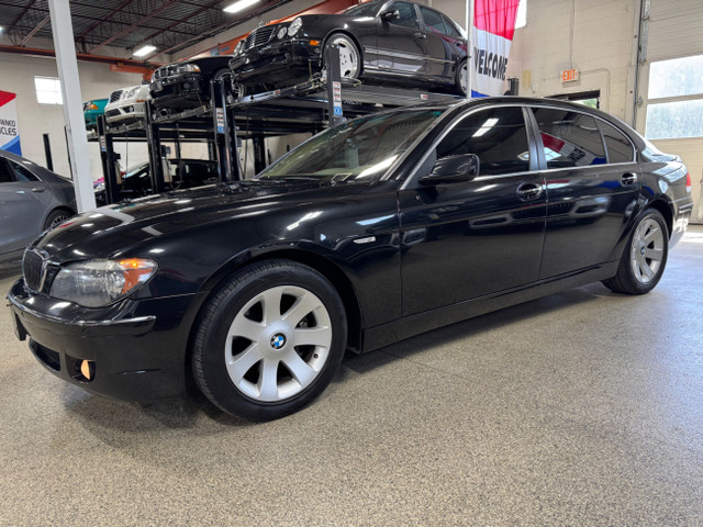 2006 BMW 7 Series 4dr Sdn 750Li - BLUETOOTH - SUN ROOF - KEYLESS in Cars & Trucks in Mississauga / Peel Region
