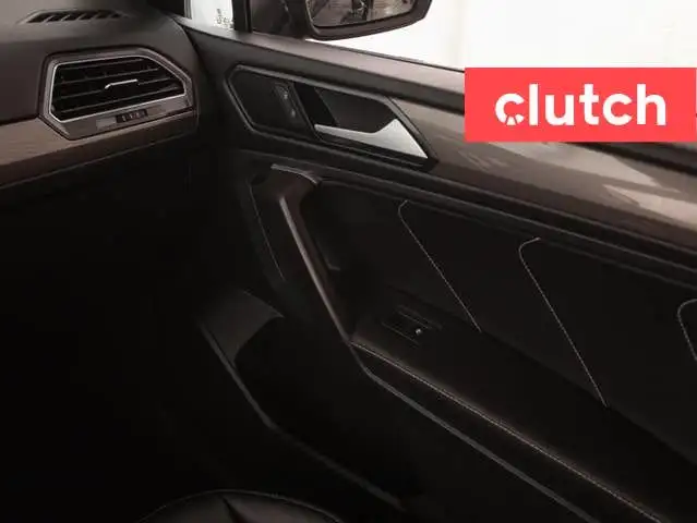 2022 Volkswagen Tiguan Comfortline AWD w/ Apple CarPlay & Androi in Cars & Trucks in City of Toronto - Image 42