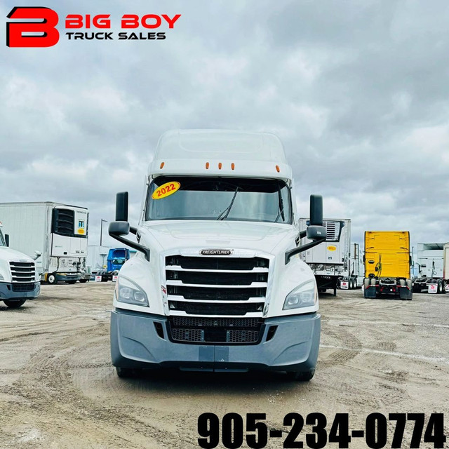 2020 FREIGHTLINER SUPER CLEAN CALL AT 905-234-0774!! in Heavy Equipment in Mississauga / Peel Region - Image 2