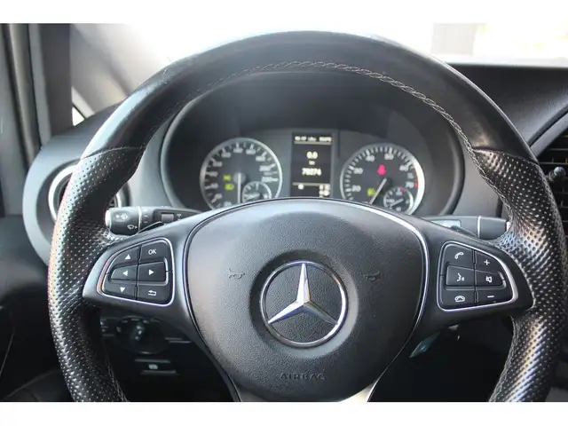 2018 Mercedes-Benz Metris Passenger Van 8 PASSENGERS - LEATHER dans Autos et camions dans Ville de Toronto - Image 24