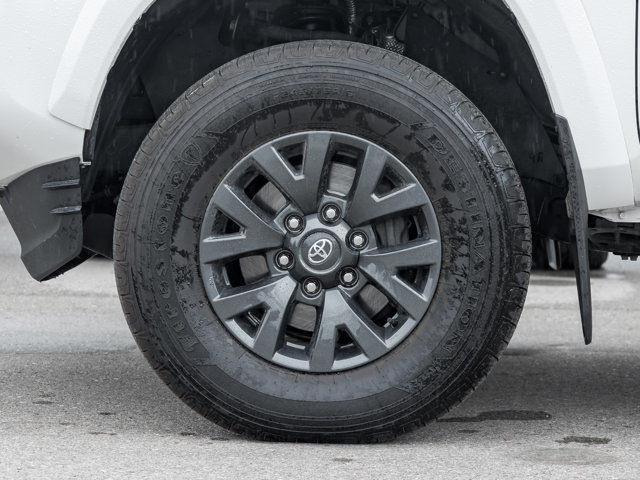 2023 Toyota Tacoma 4WD | Accident Free | in Cars & Trucks in Guelph - Image 4
