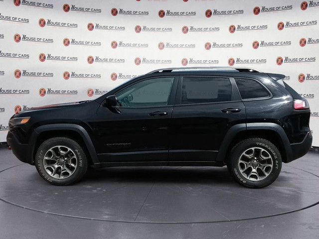 2020 Jeep Cherokee Trailhawk 4x4 in Cars & Trucks in Lethbridge - Image 2