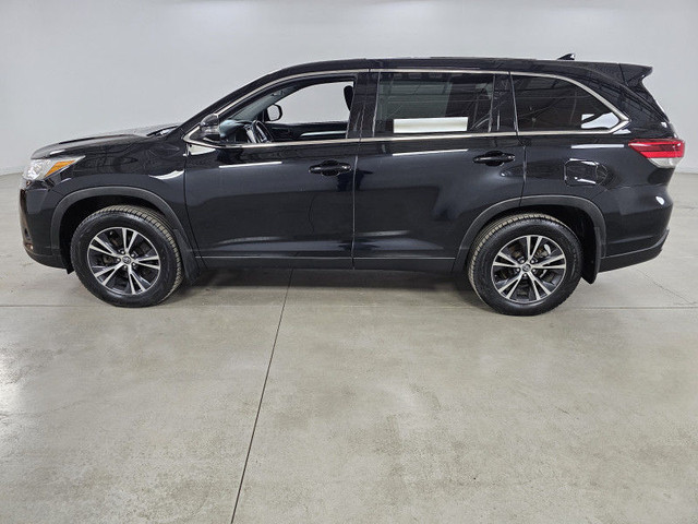 2019 TOYOTA HIGHLANDER LE COMMODITE V6 AWD 8 PASSAGERS in Cars & Trucks in Laval / North Shore - Image 3