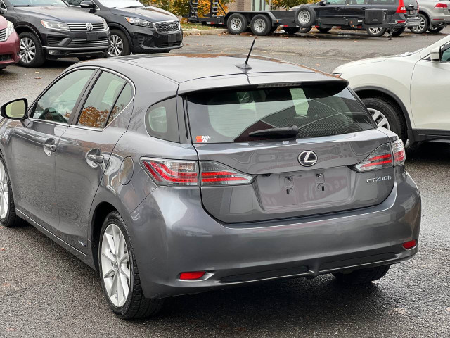 2012 Lexus CT 200h  in Cars & Trucks in Laval / North Shore - Image 4