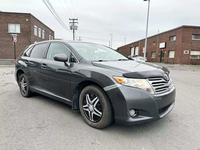 2010 TOYOTA Venza 4X2 in Cars & Trucks in City of Montréal