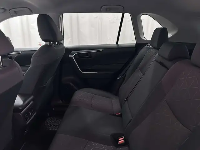 2024 Toyota RAV4 LE AWD - SIEGES CHAUFFANTS - BLUETOOTH in Cars & Trucks in Québec City - Image 24