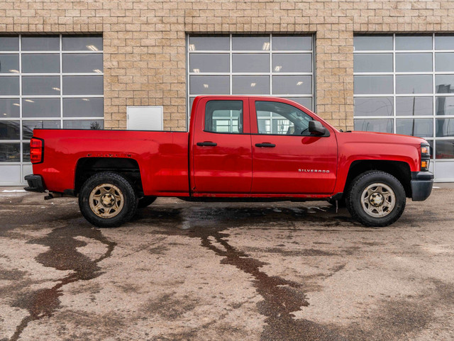 2014 Chevrolet Silverado 1500 in Cars & Trucks in Calgary - Image 3