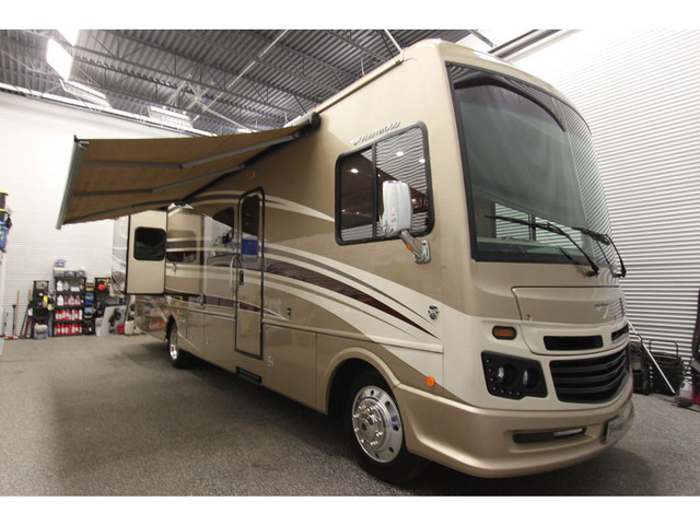  2016 Fleetwood Bounder 36E ***VENDU/SOLD*** in RVs & Motorhomes in Laval / North Shore