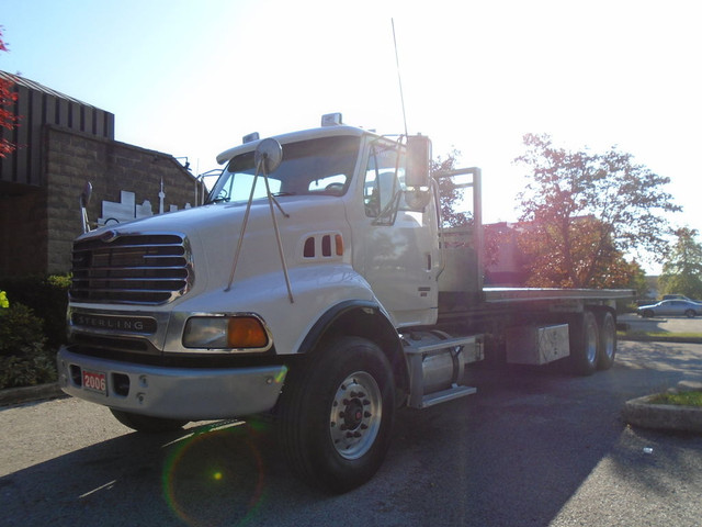  2006 Sterling LT9500 TRUCK IS SOLD, ROLLOFF SYSTEM AVAILABLE in Heavy Trucks in City of Montréal