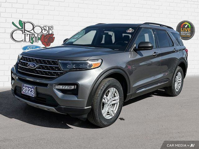 2023 Ford Explorer XLT | Heated Seats & Wheel | Remote Start in Cars & Trucks in Windsor Region