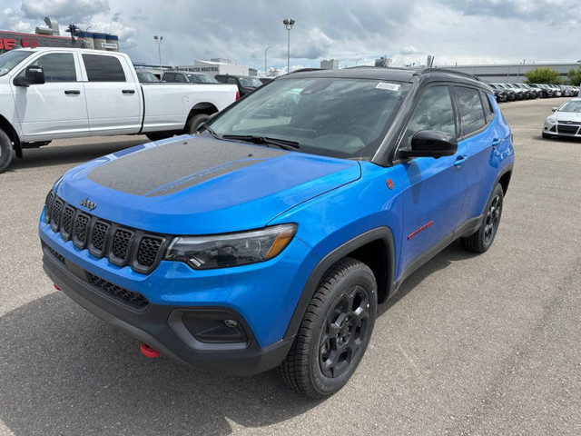 2023 Jeep Compass Trailhawk - Sunroof in Cars & Trucks in Lethbridge - Image 3