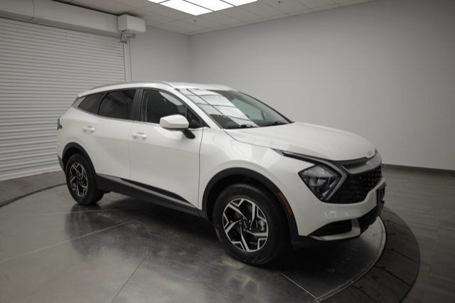 2023 Kia Sportage LX in Cars & Trucks in Calgary