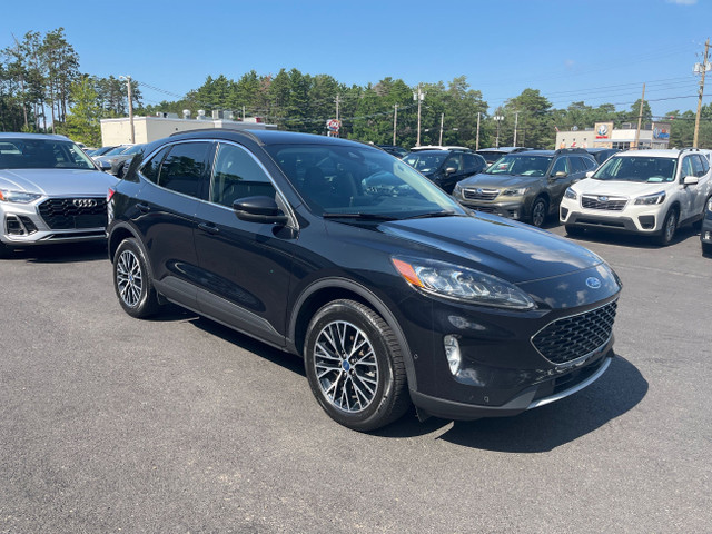 2020 Ford Escape Titanium Hybrid HYBRID!! HEATED SEATS!! CALL... in Cars & Trucks in Annapolis Valley - Image 4