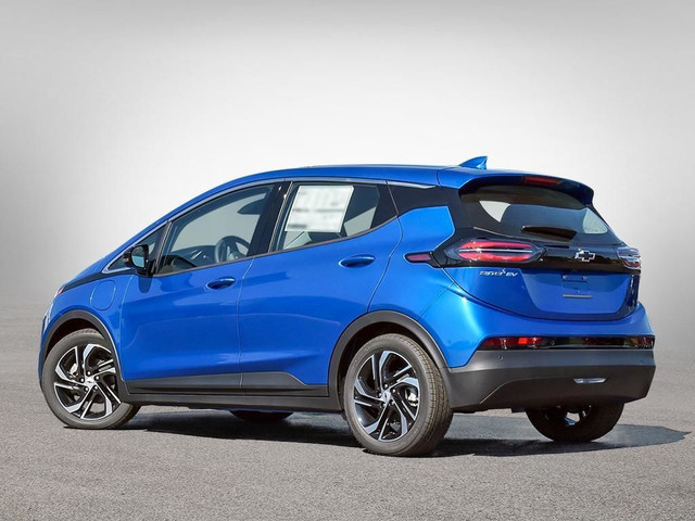 2023 Chevrolet Bolt EV LT in Cars & Trucks in City of Montréal - Image 4