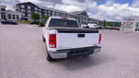 Four Wheel Drive. Leather Interior. Rear View Backup Camera. USB Input(s). Auxiliary Input. Steering... (image 7)