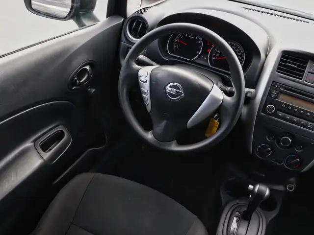 2017 Nissan Versa Note S in Cars & Trucks in Oakville / Halton Region - Image 12