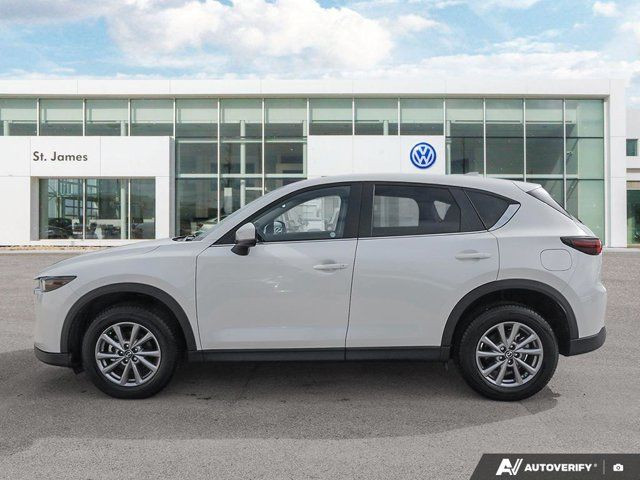 2024 Mazda CX-5 GS | CLEAN CARFAX | ***LOW KM*** in Cars & Trucks in Winnipeg - Image 2