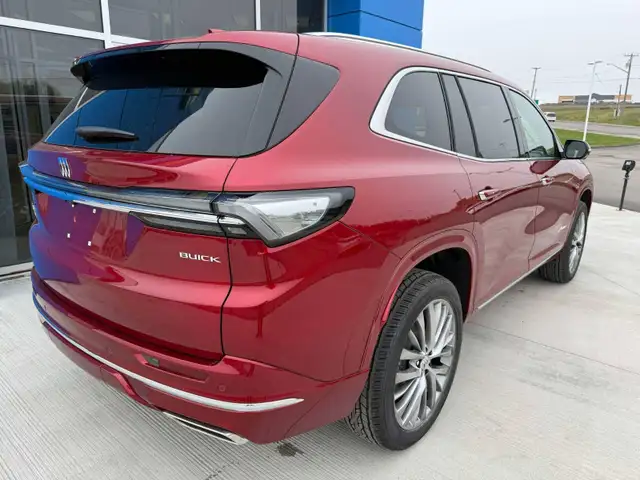 2025 Buick Enclave Avenir in Cars & Trucks in Edmundston - Image 7