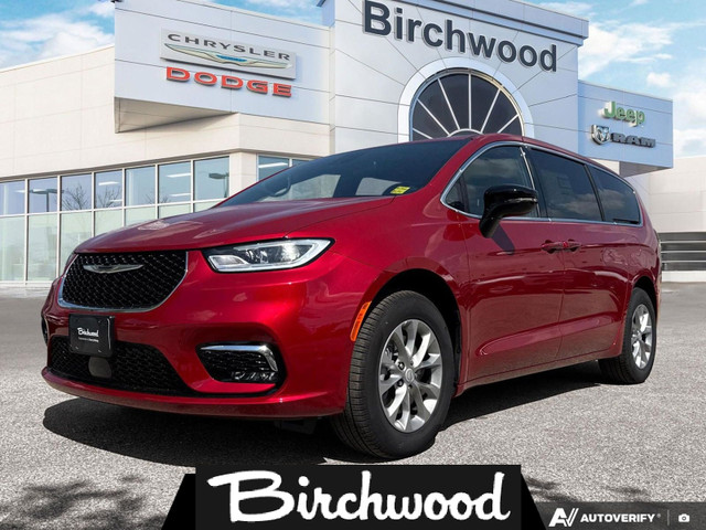 2025 Chrysler Pacifica SELECT AWD in Cars & Trucks in Winnipeg