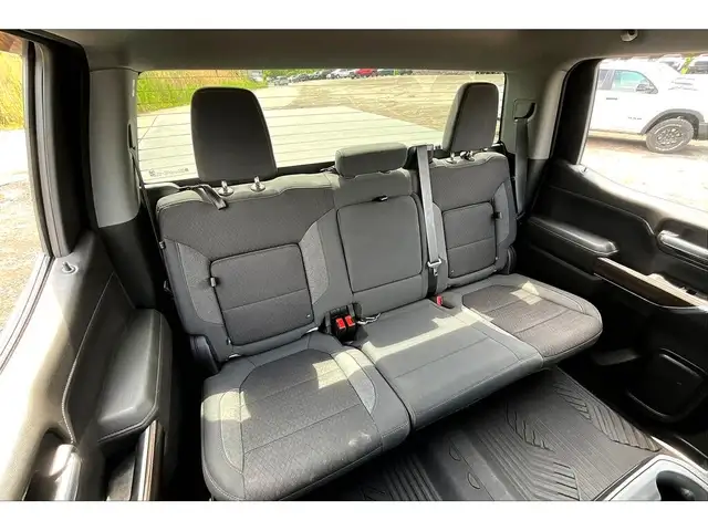 2022 Chevrolet Silverado 1500 LTD LT Trail Boss | 5.3L V8 | Line in Cars & Trucks in Mississauga / Peel Region - Image 28