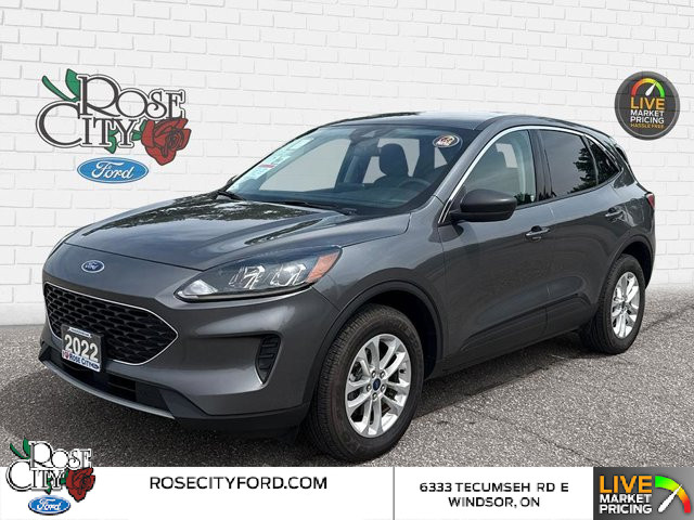 2022 Ford Escape SE | Heated Seats | Lane Keeping System | BLIS in Cars & Trucks in Windsor Region