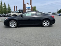 This 2008 Nissan Altima 2.5S has a Black Exterior and Black Interior with seating for 5. Equipped wi... (image 3)
