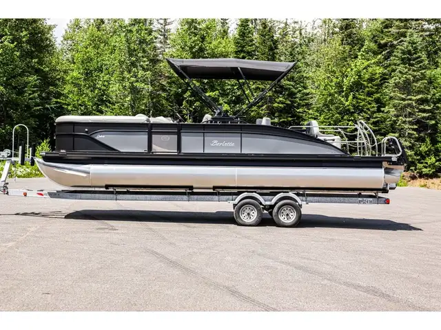 2025 Barletta Cabrio 24 UE in Powerboats & Motorboats in Québec City - Image 2