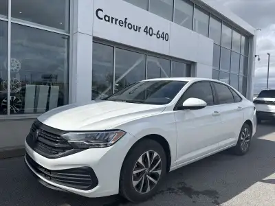 PRIX ET QUALITÉ IMBATTABLE venez découvrir notre VOLKSWAGEN JETTA 2023 TRENDLINE AUTOMATIQUE CARPLAY...