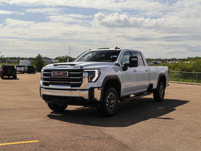 2025 GMC Sierra 3500HD SLE in Cars & Trucks in Strathcona County - Image 4
