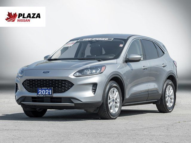 2021 Ford Escape SE | Clean Carfax | AWD | Rearview Camera in Cars & Trucks in Hamilton