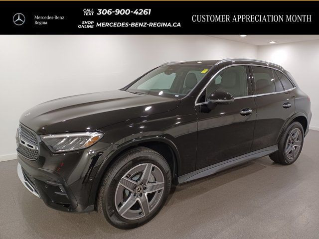  2023 Mercedes-Benz GLC 300 in Cars & Trucks in Regina