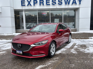 2018 Mazda 6 Signature LOADED! LEATHER, ROOF, HEADS-UP DISPLAY, NAV, HEATED SEATS AND MORE!