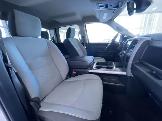 2023 Ram 1500 Classic Express | 4X4 | Backup Camera in Cars & Trucks in Prince George - Image 24