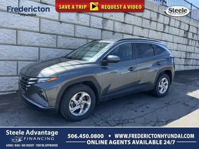 Market Value Pricing, AWD, 4-Wheel Disc Brakes, 6 Speakers, ABS brakes, Air Conditioning, AM/FM radi...