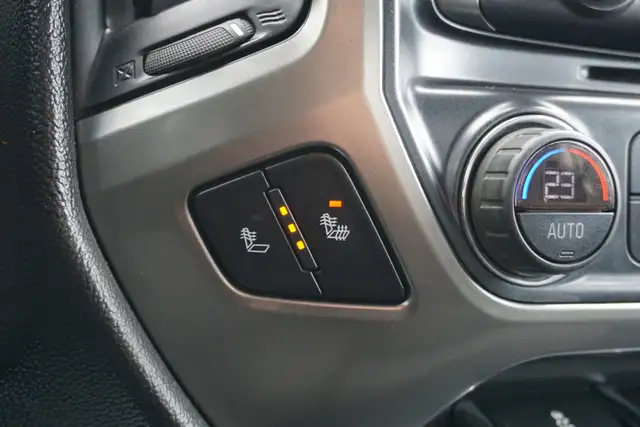 2018 Chevrolet Silverado 2500HD in Cars & Trucks in Oakville / Halton Region - Image 26