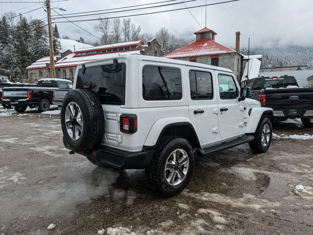  2021 Jeep Wrangler Unlimited Sahara 4x4, Four Cylinder, 6-Speed in Cars & Trucks in Nelson - Image 3