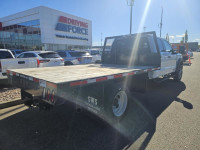 2023 Ford Super Duty F-550 DRW XLT 4WD Crew Cab 203" WB 84" CA, 12ft Deck, 6.7L V8 Diesel, Keyless E... (image 4)