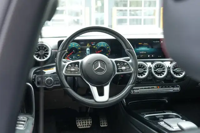 2022 Mercedes-Benz A 220 | One Owner | Premium AWD | in Cars & Trucks in Calgary - Image 19