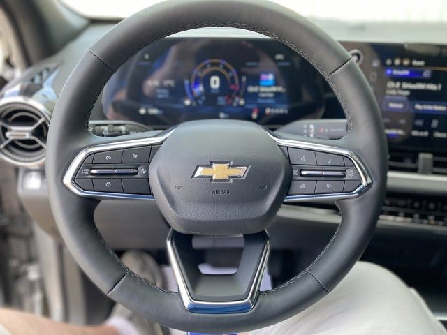 2025 Chevrolet Equinox FWD LT in Cars & Trucks in Red Deer - Image 4